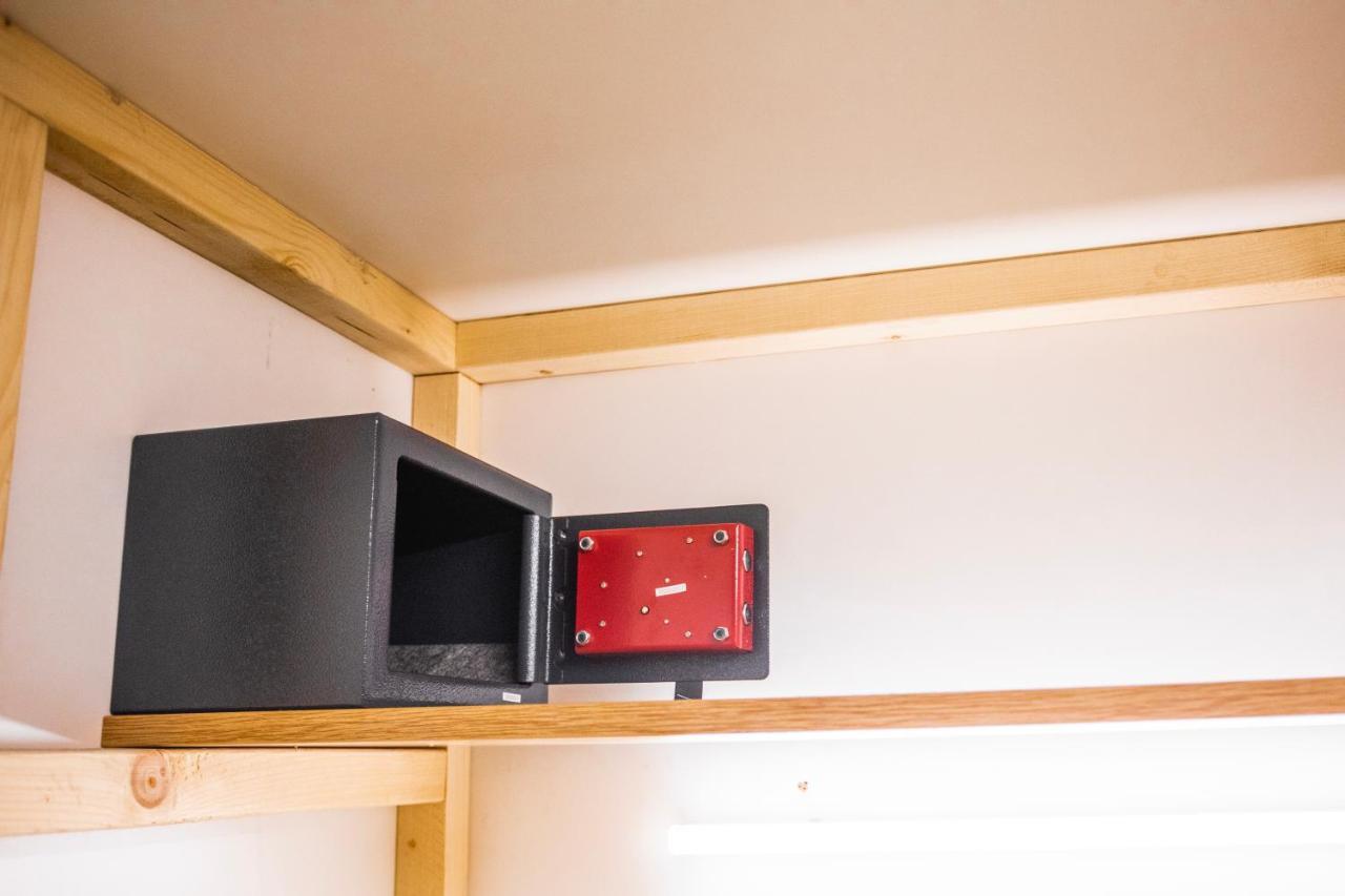 Capsule Hostel Logistic Вилнюс Екстериор снимка